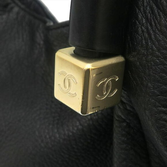Chanel leather tote - Picture 5 of 9